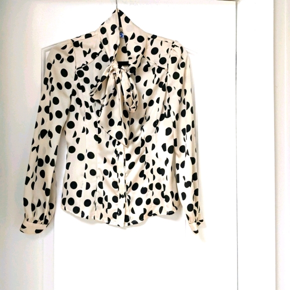 Elegant Black & White Blouse with bow - Picture 1 of 16